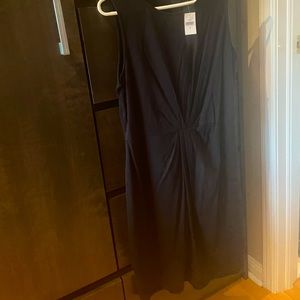 Black stretchy Gap dress in size Medium